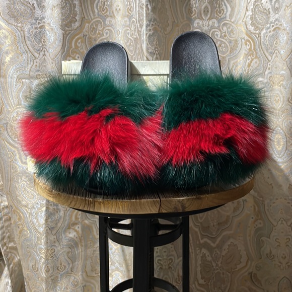 Brand new Woman’s mink like slides/slippers Size 5 these look like Gucci - Picture 2 of 3